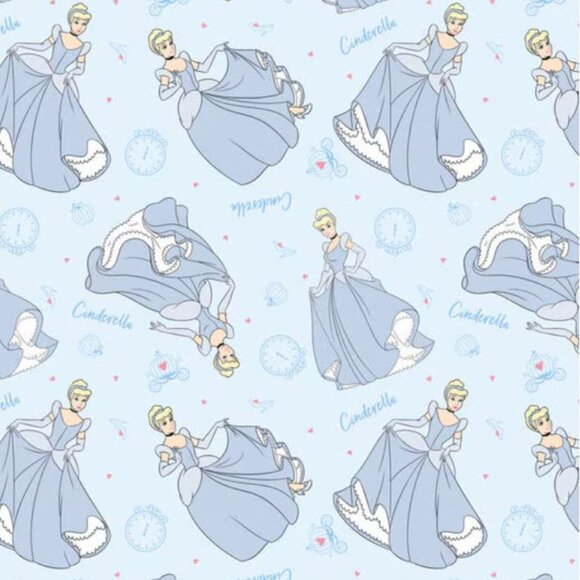 Beautiful Disney Cinderella Vintage Icons Fleece Kids Blanket 60 x 60